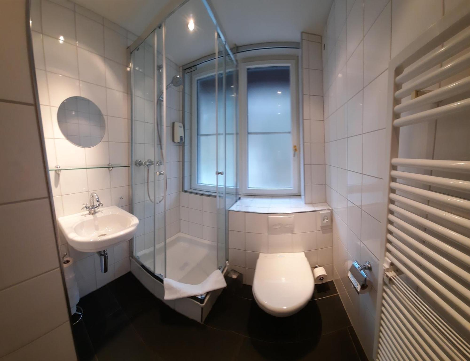 B&B Langenberg Langnau am Albis Buitenkant foto
