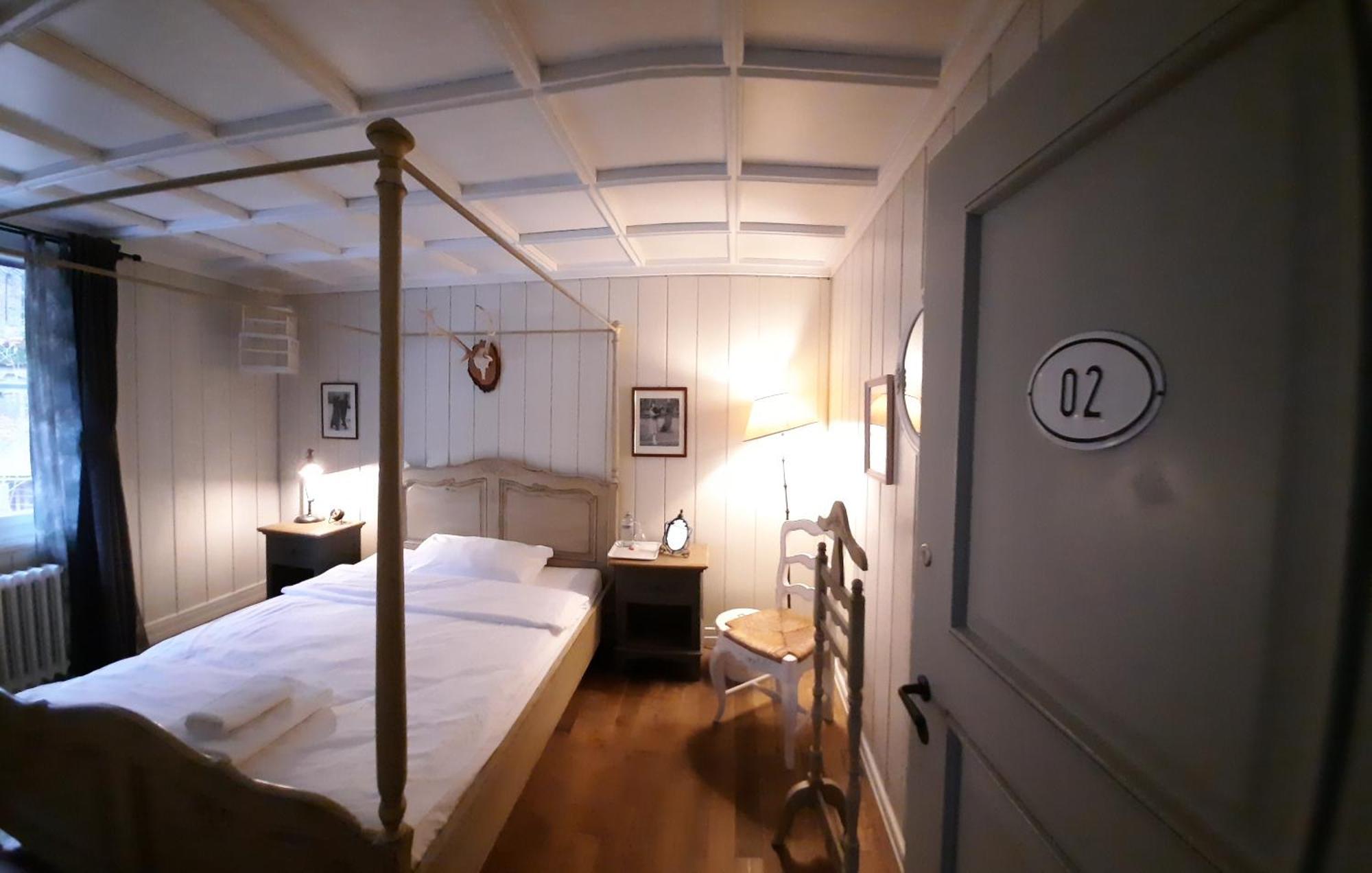 B&B Langenberg Langnau am Albis Buitenkant foto